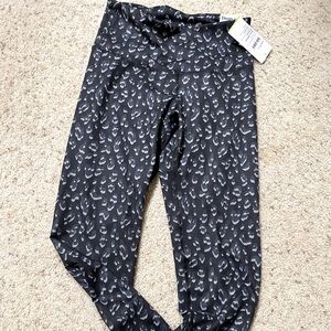 Old Navy 7/8 elevate compression leggings